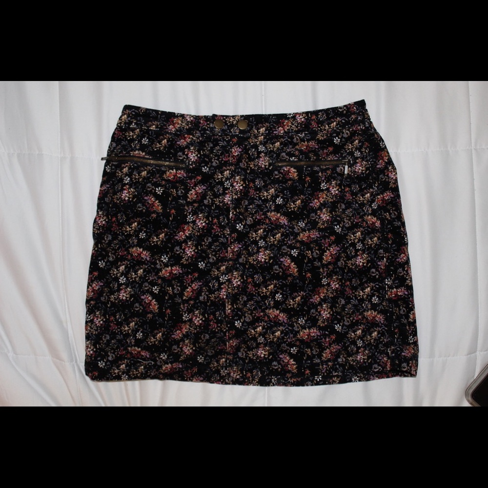 floral skirt